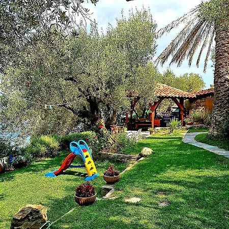 Апартаменты Mare Nostrum Неос-Мармарас